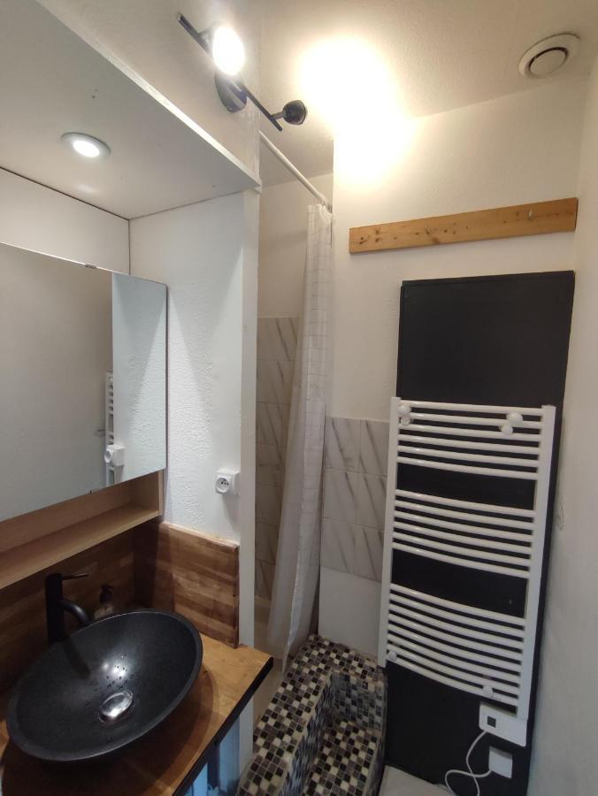 Appartement 2 Pieces Centre De Vannes Avec Parking Prive Exterior foto